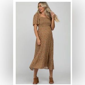 Heyson from PinkBlush, Floral, smocked, Square neck dress. Color: camel.